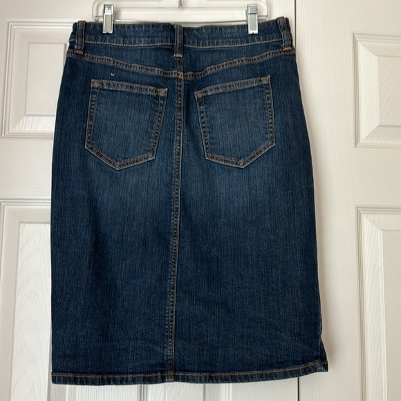 Women’s skirt - Picture 5 of 6